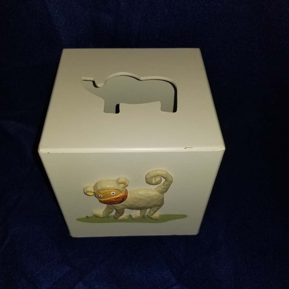 Jenny and Jeff monkey jungle tissue box cover